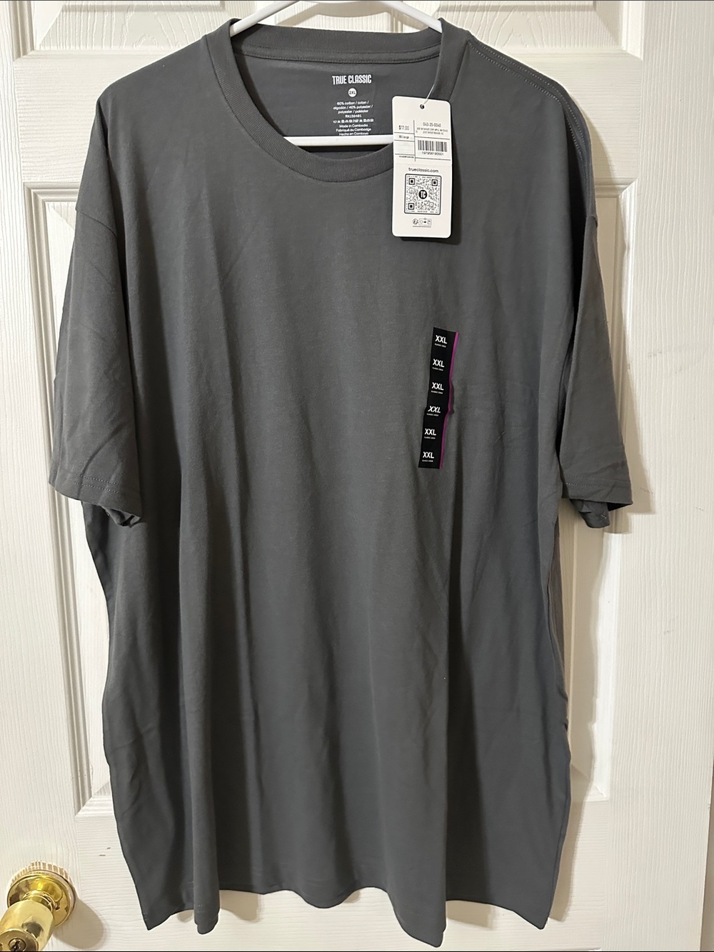 True Classic Men’s Crew Neck Short Sleeve Tee in Charcoal Gray